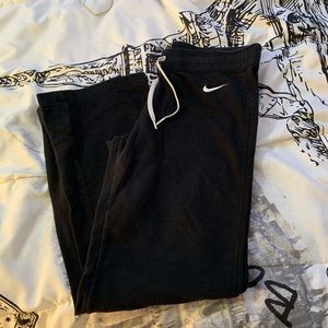 NIKE || Sweatpants